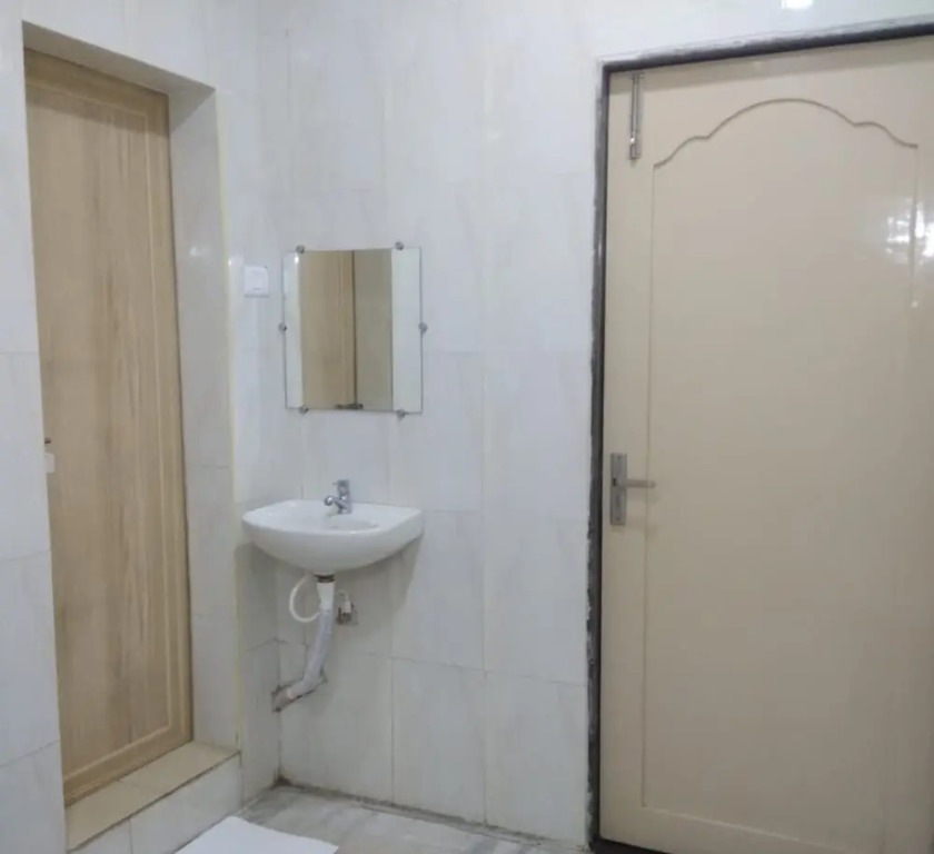 iROOMZ GVK Residency