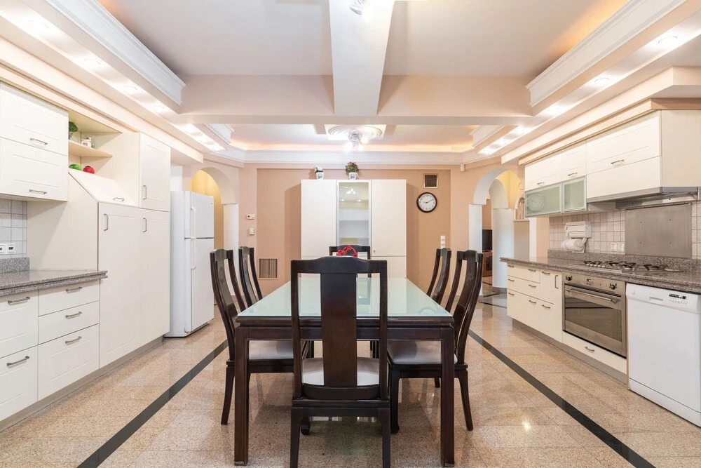 Frido Luxury Villa - 600 Sqm