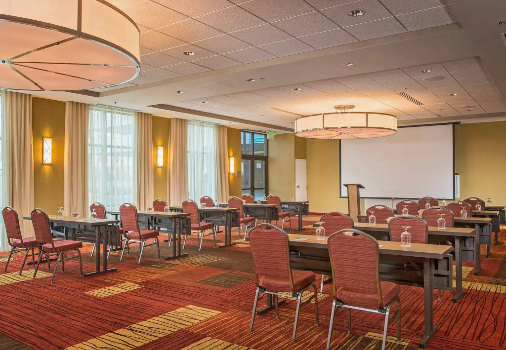 Courtyard by Marriott Glassboro Rowan University
