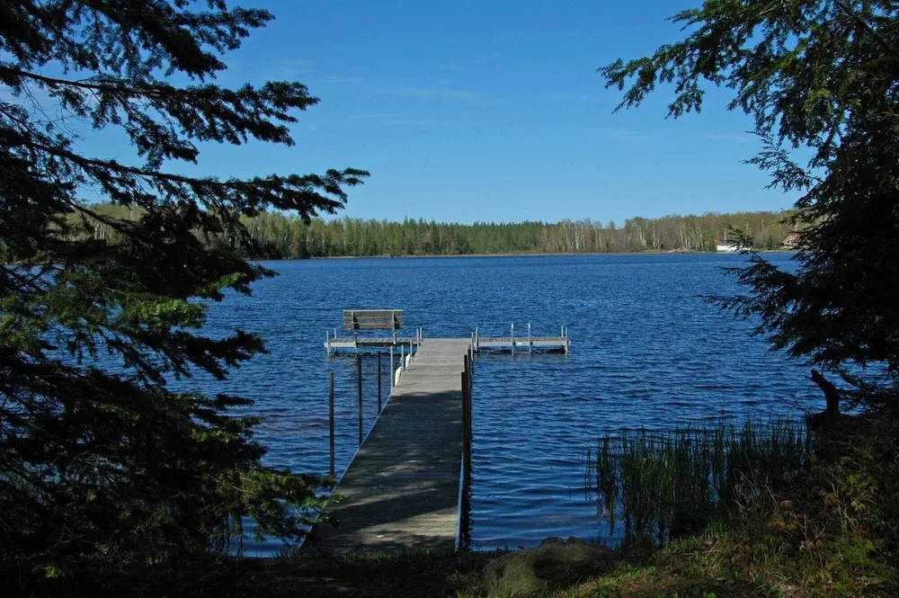 Taylor Lake Point 3 Bedrooms 3 Bathrooms Condo