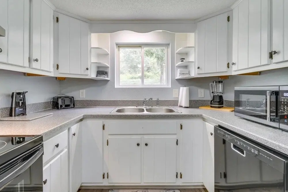 Blairsville Beauty Near Hiking Trails & Vineyards