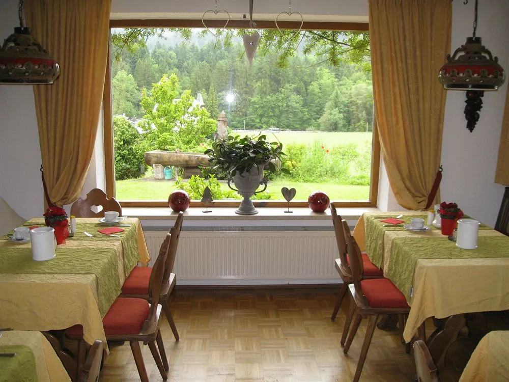 Tourist Hotel Boehm