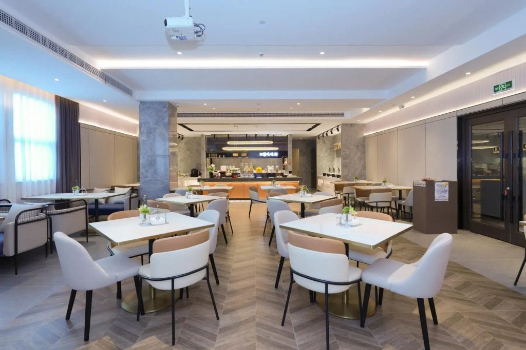 Home Inn Select Hotel (Suzhou High-Tech Zone Science and Technology City Xingyue Li Branch)