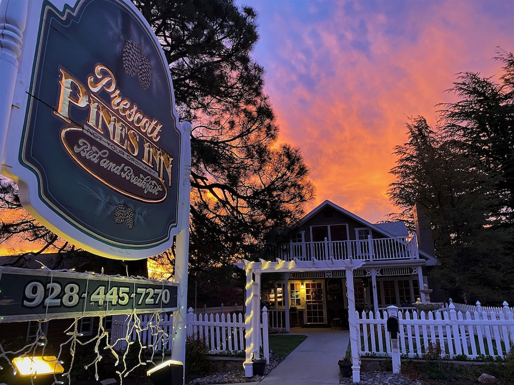 Prescott Pines Inn