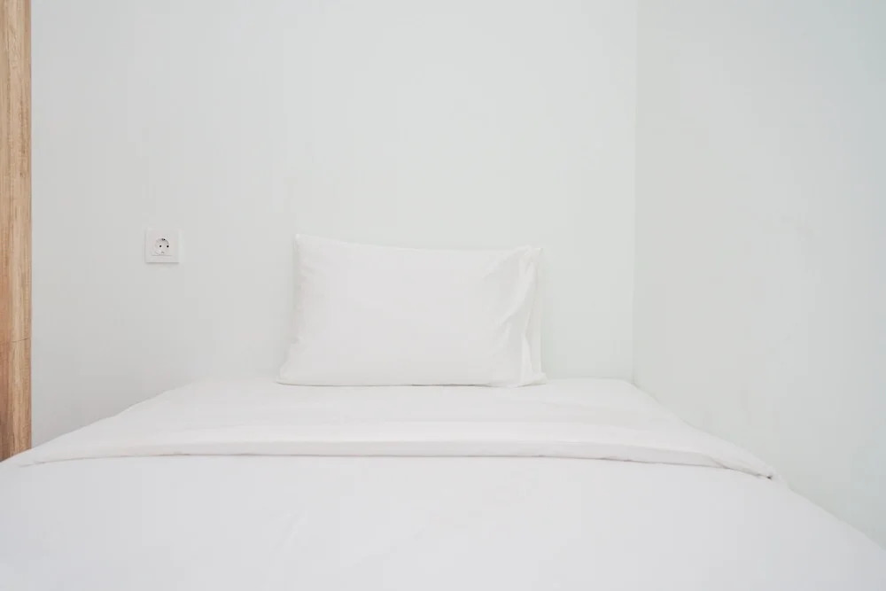 Fully Furnished with Comfortable Design 2BR Apartment Springwood Residence