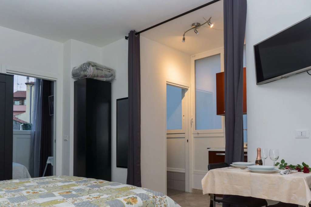 "6 in centro" guest house