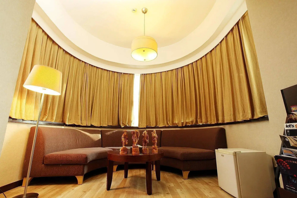 K-hotel