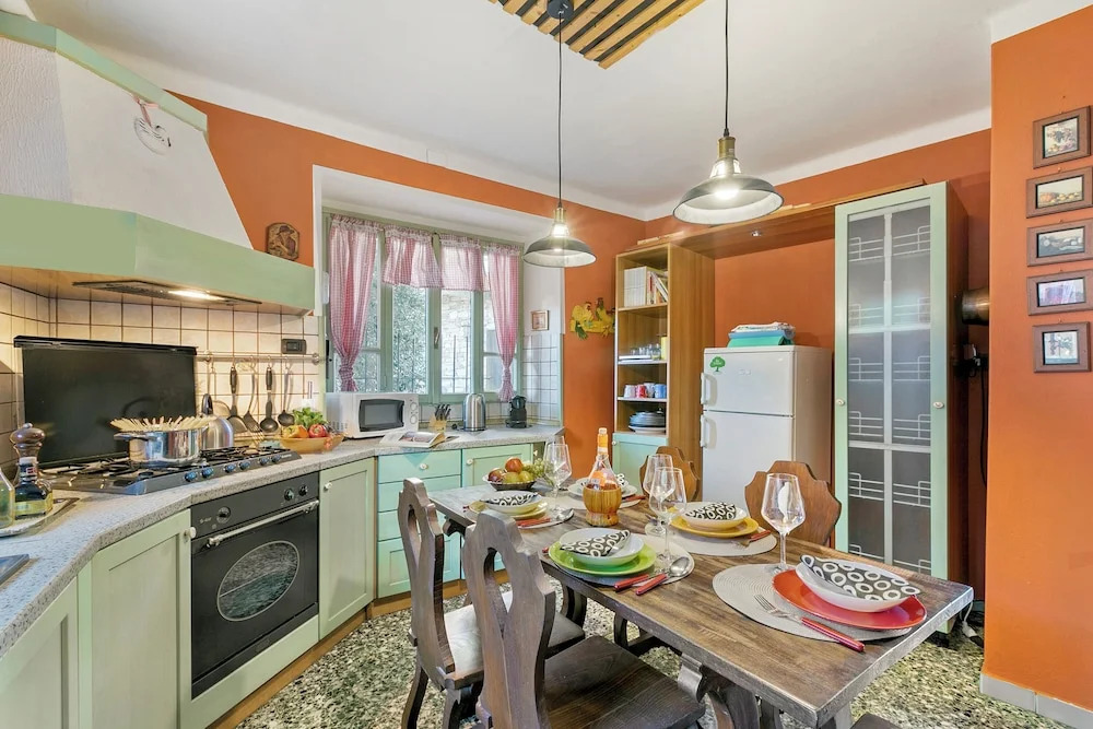 La Lanterna Swimming Pool Retreat