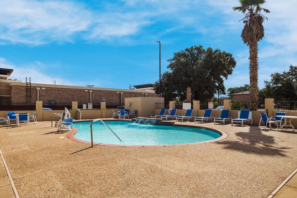 Best Western Galleria Inn & Suites