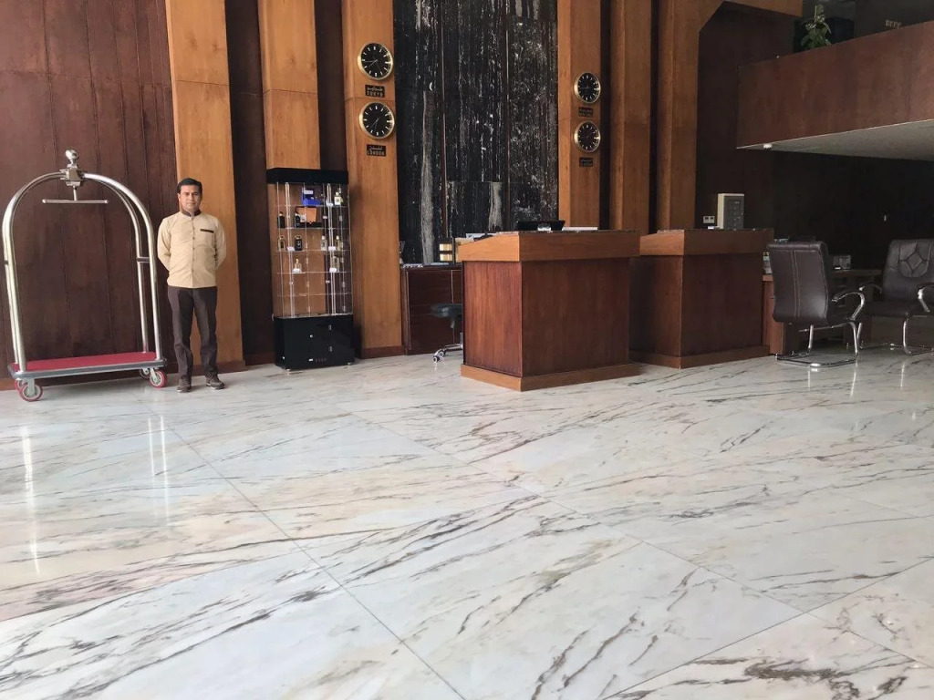 Golden Bujari AlUlaya Hotel