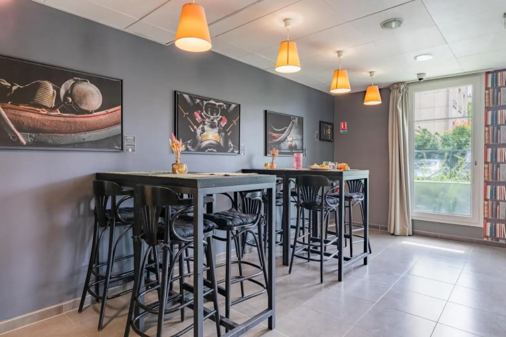 Air Hotel Paris Le Bourget