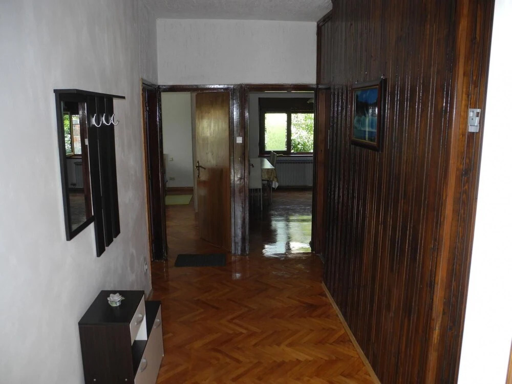 Apartment Jasminka 4 1 pax Dole