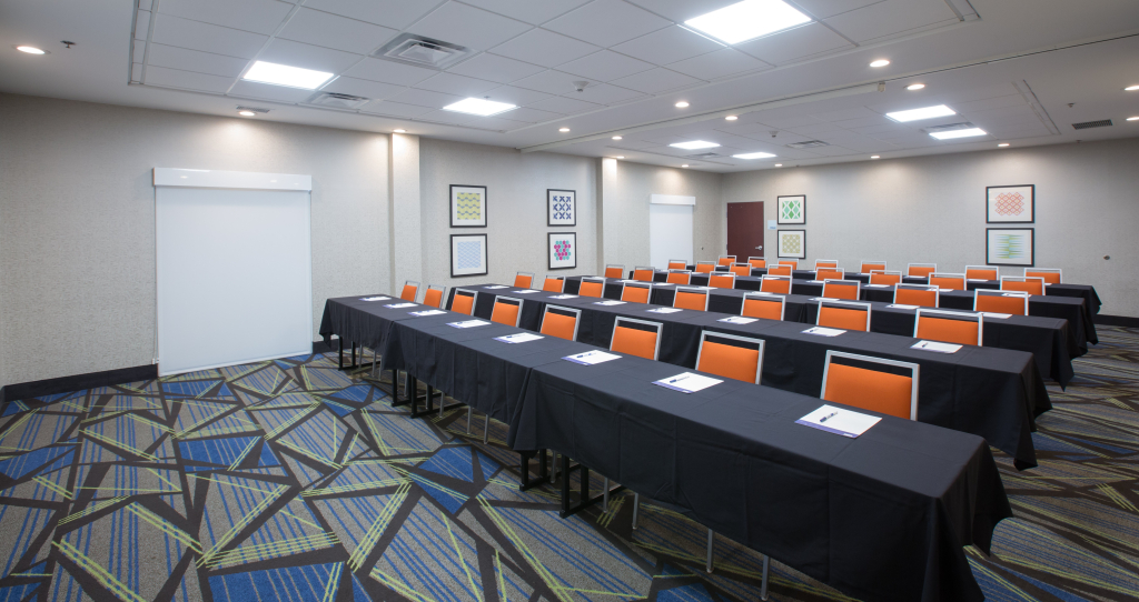 Holiday Inn Express & Suites Tupelo by IHG