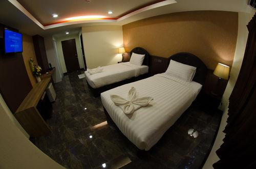 Me Suk Grand Hotel