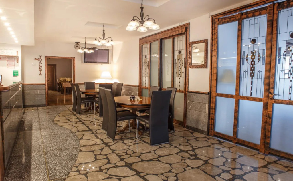 Hotel Dvorec