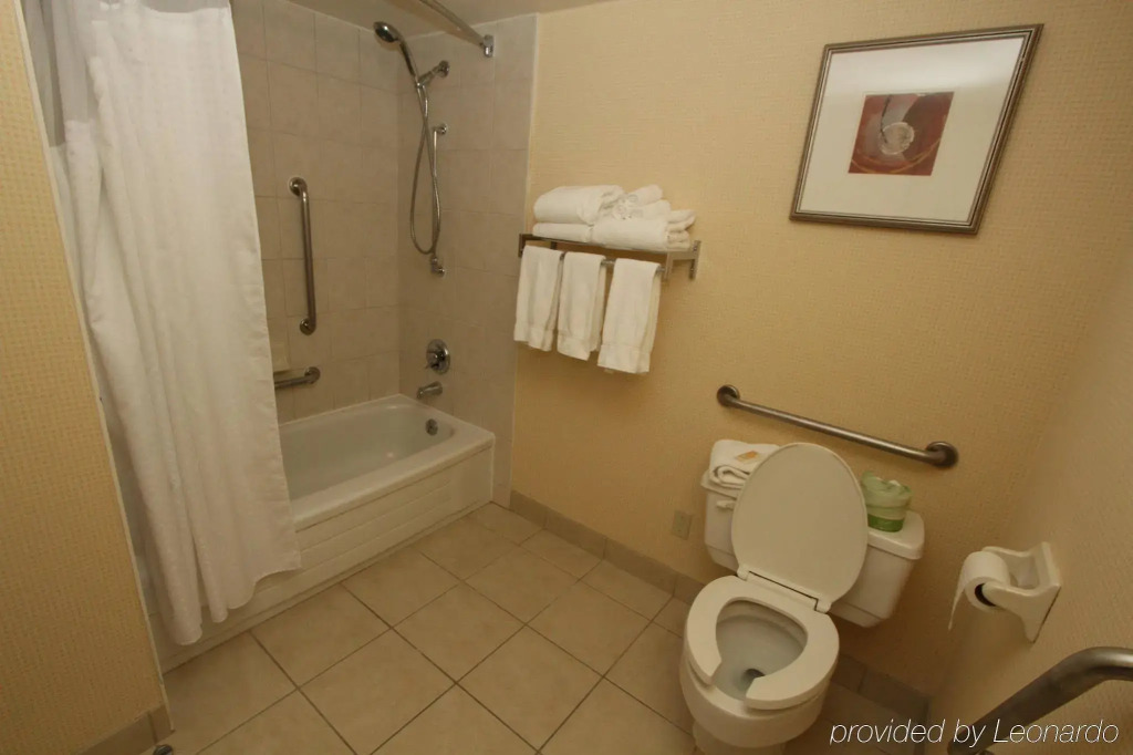 Holiday Inn Kingston - Waterfront by IHG