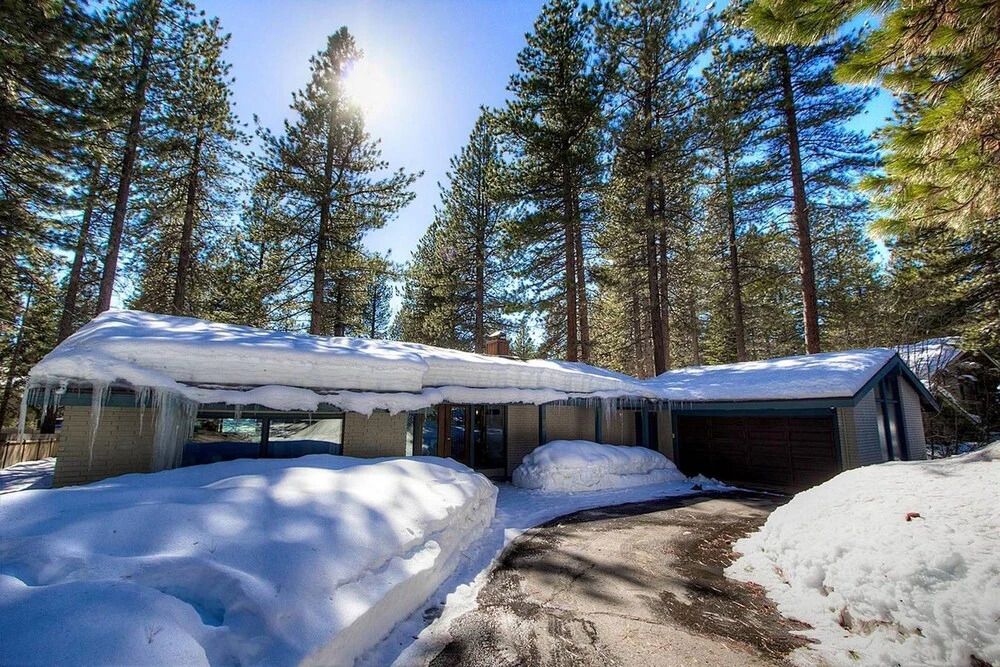 Blue Laulea 2 Bedroom Home by RedAwning