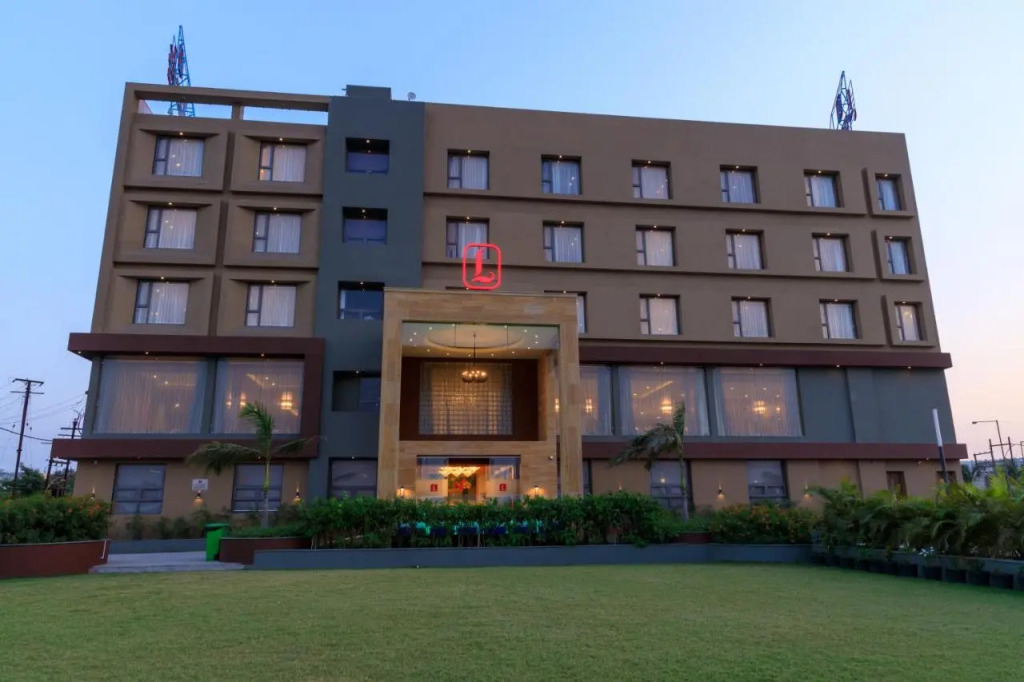 Lords Eco Inn Jamnagar - Apple Gate