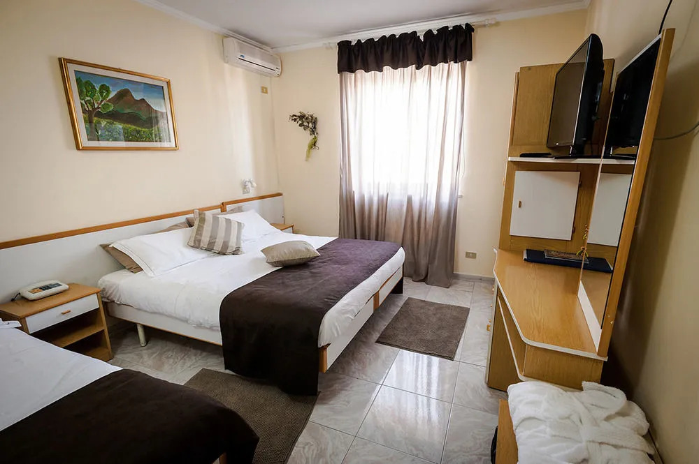 Hotel Dante