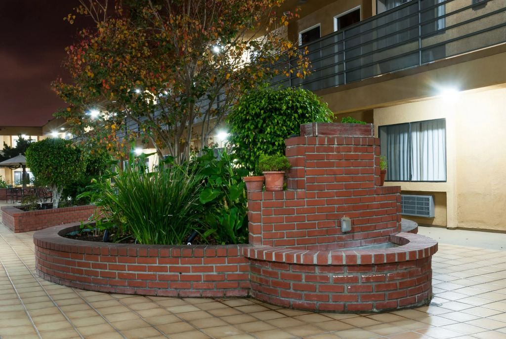 Gardena Terrace Inn