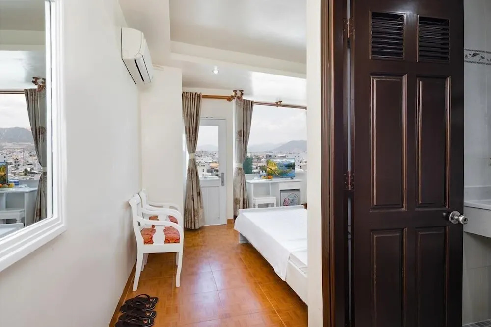 Oyo 285 Ken Nha Trang Hotel