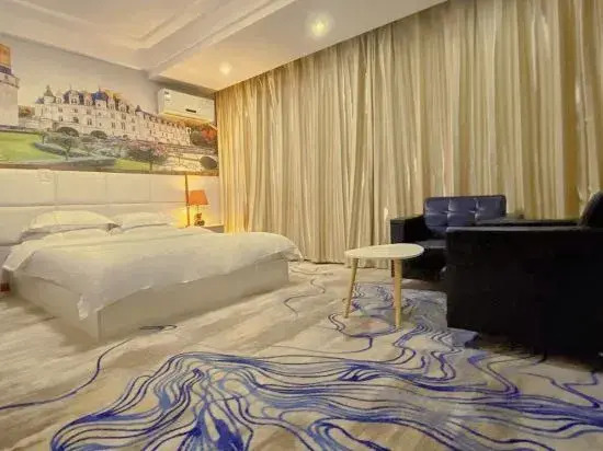 Blue Sen Hotel (Tiantai Mountain Scenic Area)