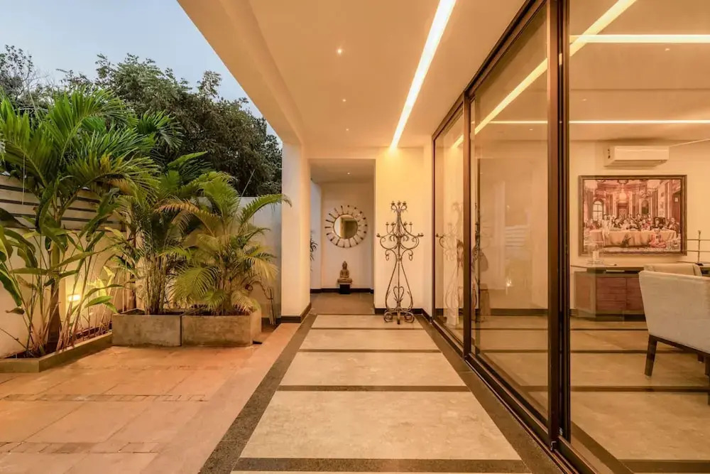 Lux 4bhk w Elevated Pool 3km to Beach Lazy Duck