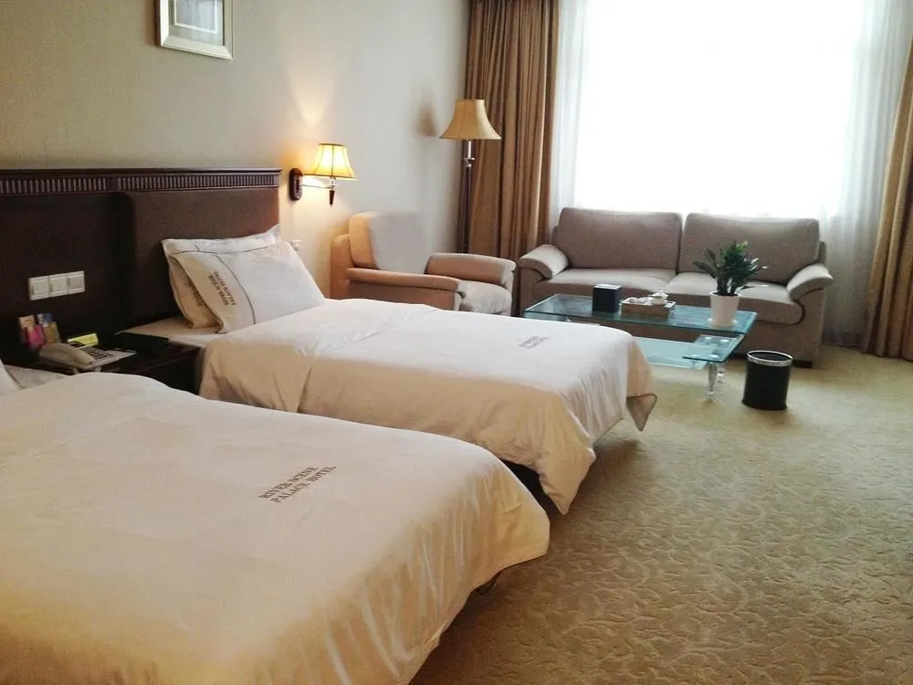 River Scene Palace Hotel