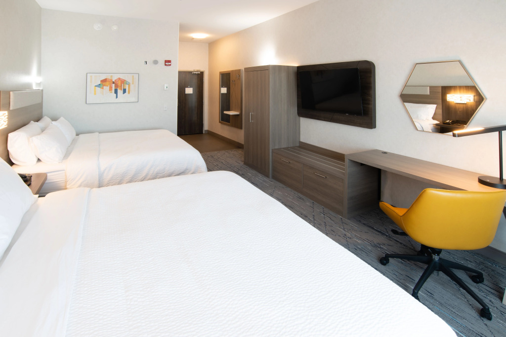 Holiday Inn Express & Suites - Moose Jaw by IHG
