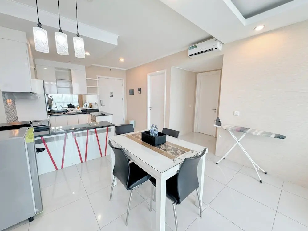 Restful And Simple 2Br At The Via And The Vue Apartment