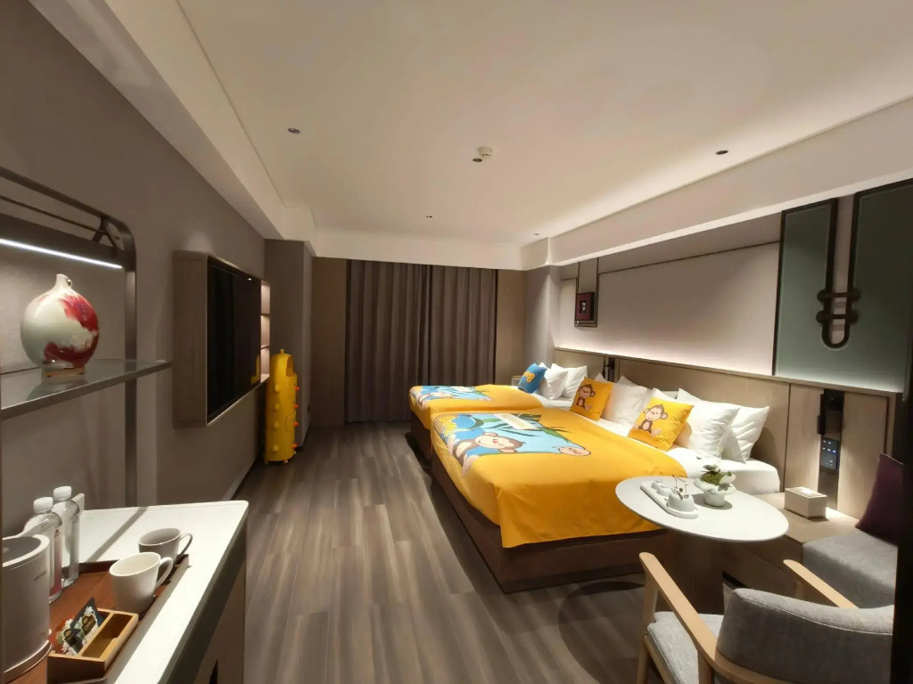 Fugang Hotel(Xuchang College High Speed Rail East Station Store)