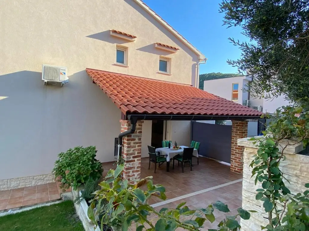 Apartments Poljak