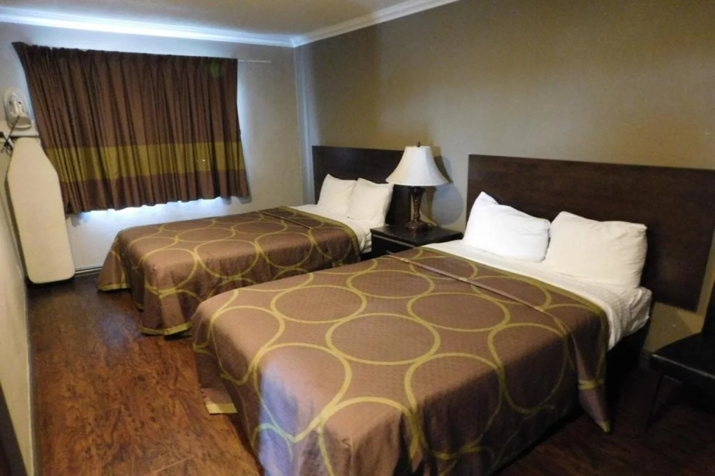 Skyways Hotel