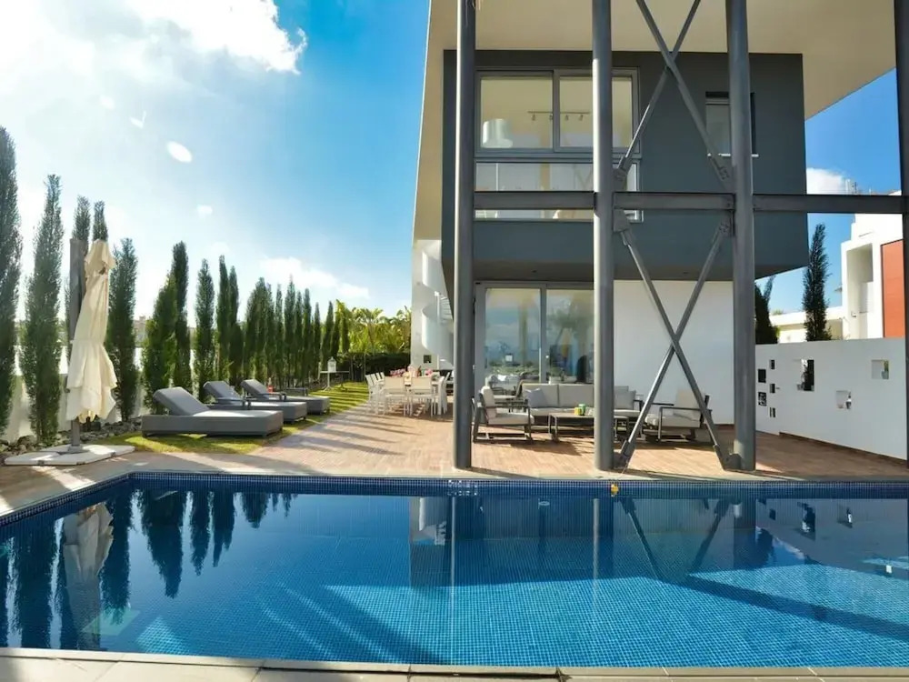 Villa Chivon AQ WP8