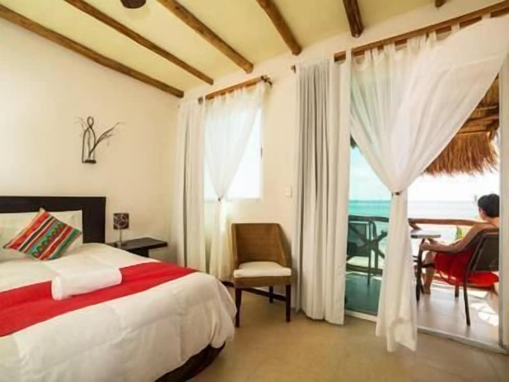 Hotel Arenas Mahahual
