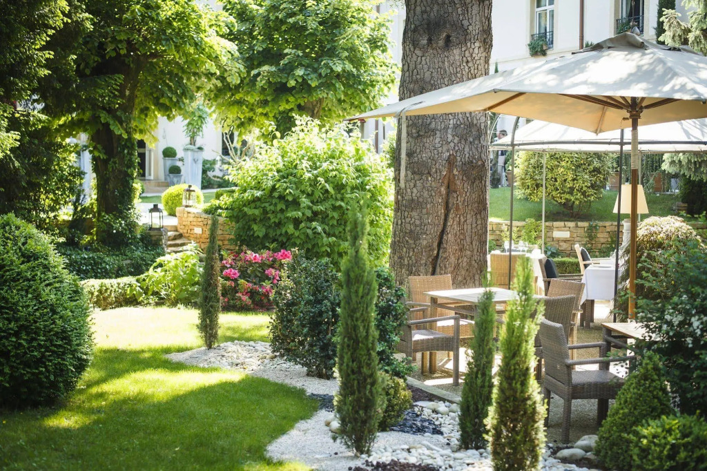 Hostellerie Le Cèdre