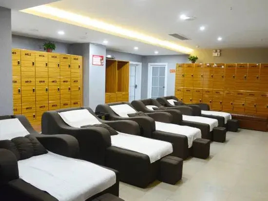Jindun Hotel (Qi County Urban Leisure Food Street)