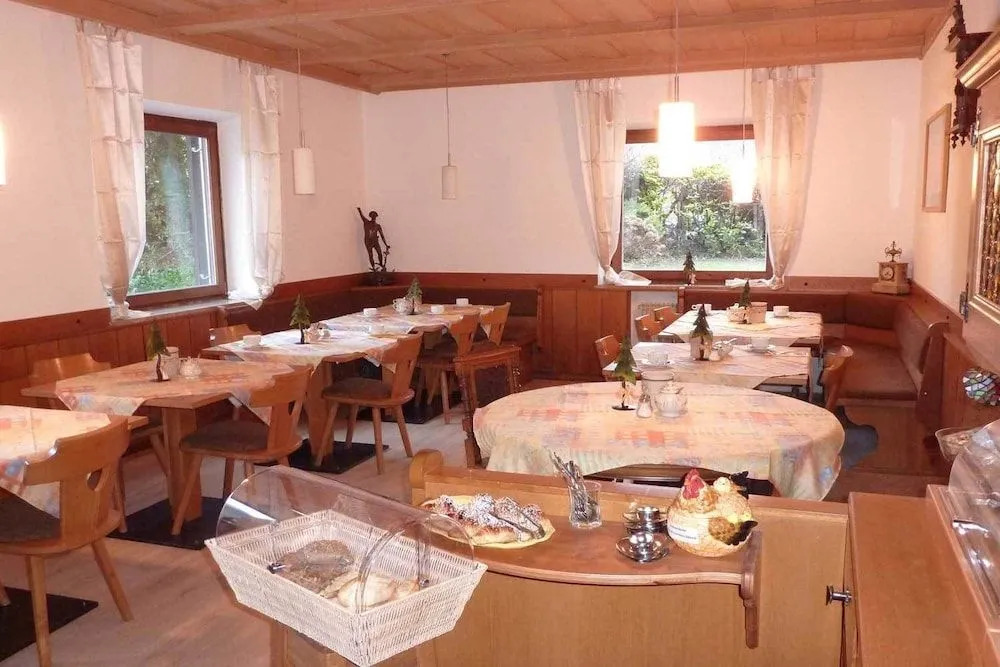 Garni Rebhof
