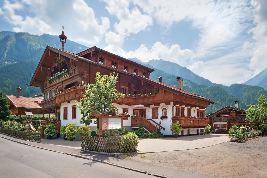 BRUGGER ApartHotel