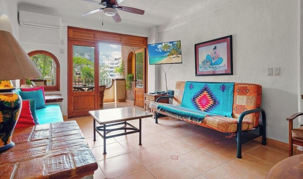 Ocean View 1Br Condo-balcony-beach-pool - 306