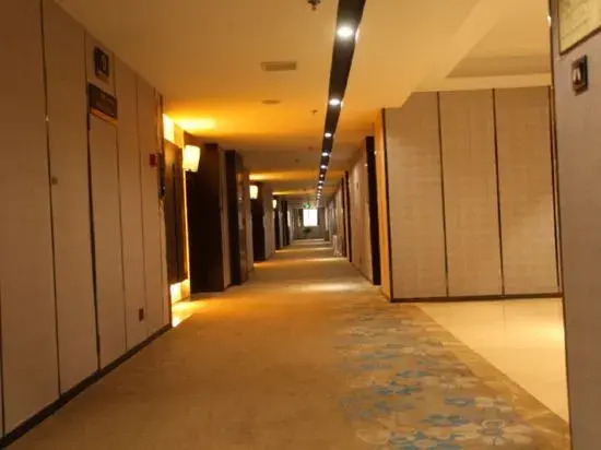 Pengtai Grand Hotel (Loudi Central Hospital Marriott City Plaza)