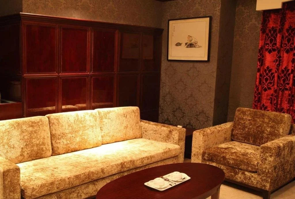 Phalam Jade Hotel