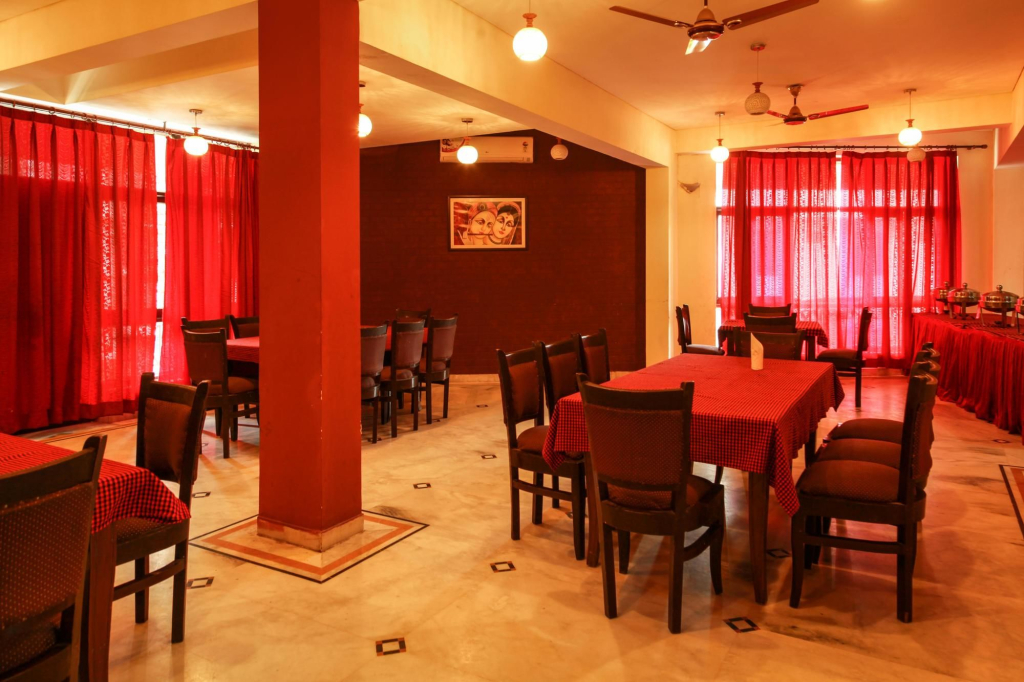Hotel Neeraj Bhawan