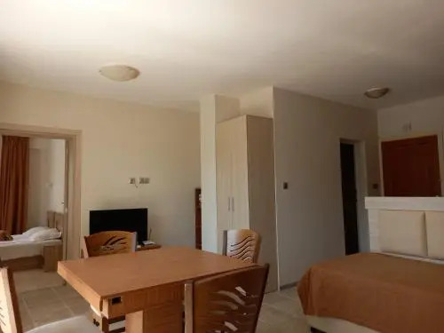 Perla South Beach Apartments