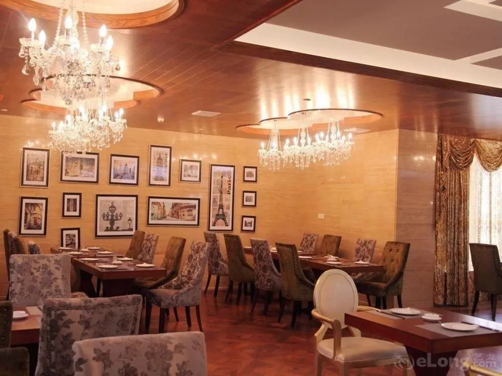 Baisheng Hotel