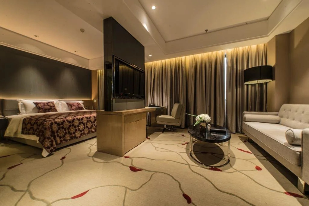 Excel Hotel