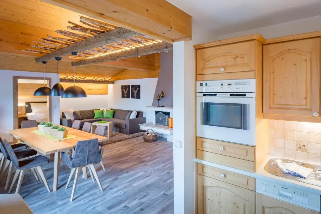 Active Apartments