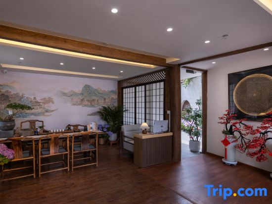 The Ripplewood Sanctum-Lijiang Old Town Mufu Branch-English service and tour arrangement