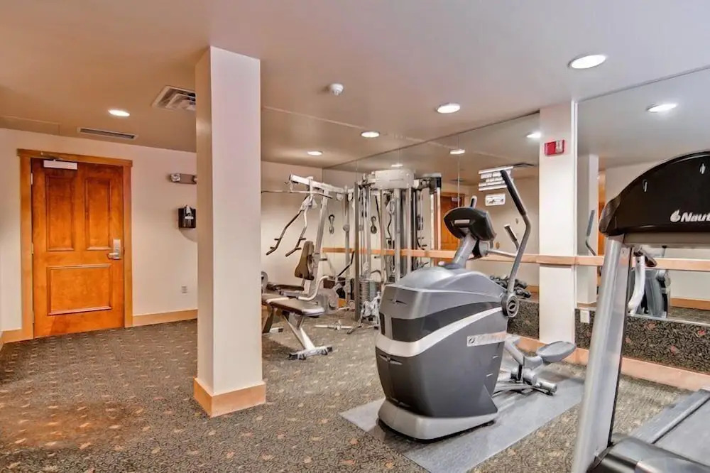 2 Bedroom Colorado Vacation Rental In River Run Village With Pool And Hot Tub Access