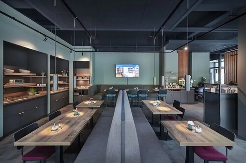 ECOME Hotel